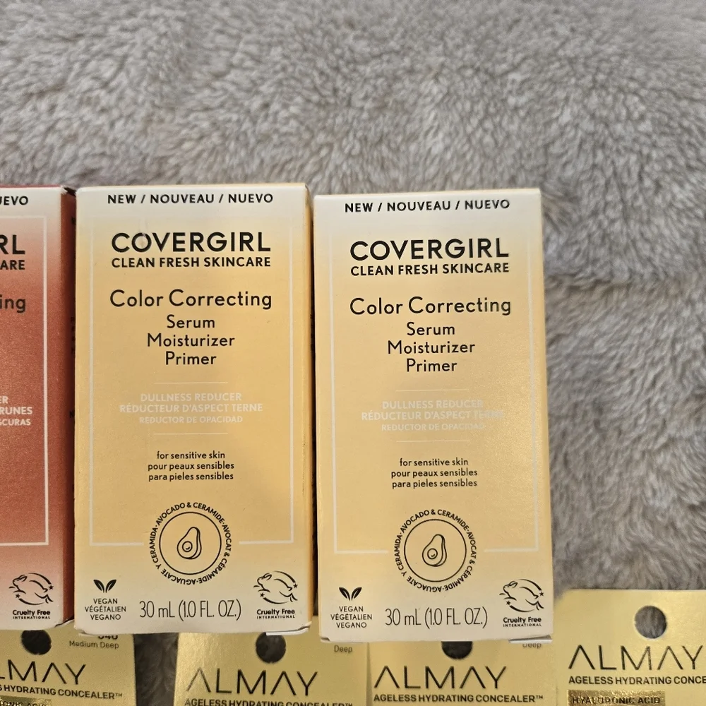 Lot Of 12 Piece Beauty Products - Covergirl Almay And Maybelline New